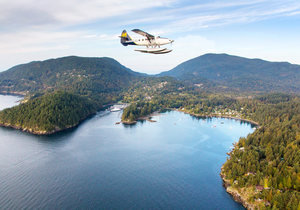 Fly'n Dine Bowen Island Vancouver